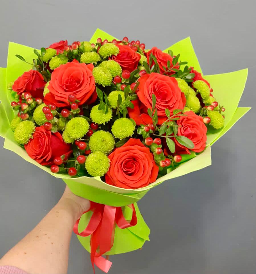 Букет цветов из: Хризантемы и Розы в Ардатове Нижегородской области