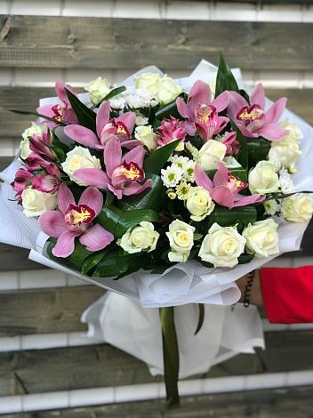 Букет цветов из: Розы и Хризантемы в Ардатове Нижегородской области