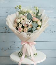 Букет цветов из:  Розы и Лизиантусы в Ардатове Нижегородской области