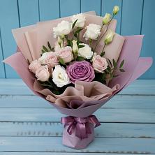 Букет цветов из:  Розы и Лизиантусы в Ардатове Нижегородской области