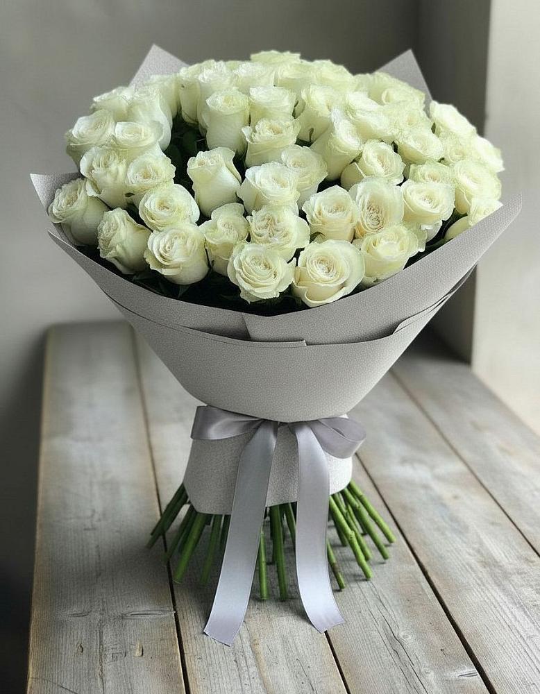 Букет 35 Белых роз в Ардатове Нижегородской области