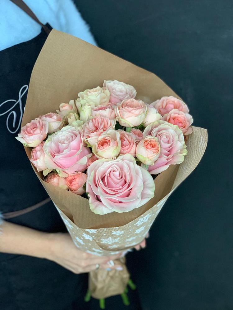 Букет цветов из: Хризантемы и Розы в Ардатове Нижегородской области