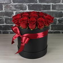 Цветочная композиция из Розы в шляпной коробке #REPLACE_PRED# Ардатове Нижегородской области