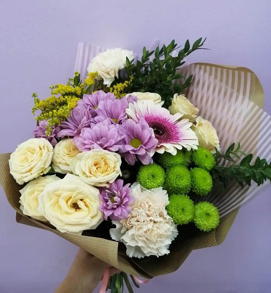 Букет цветов из: Хризантемы, Розы, Гвоздики и Герберы в Ардатове Нижегородской области