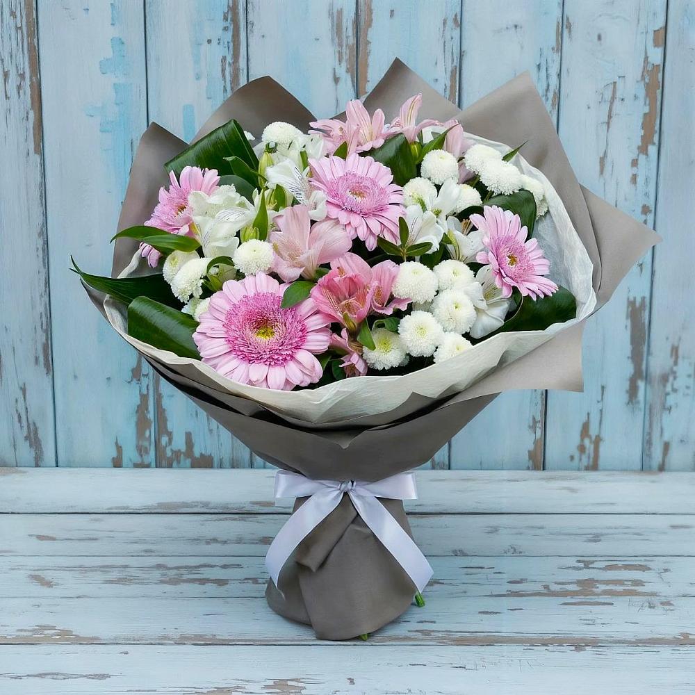 Букет цветов из: Герберы, Альстромерии и Хризантемы в Ардатове Нижегородской области