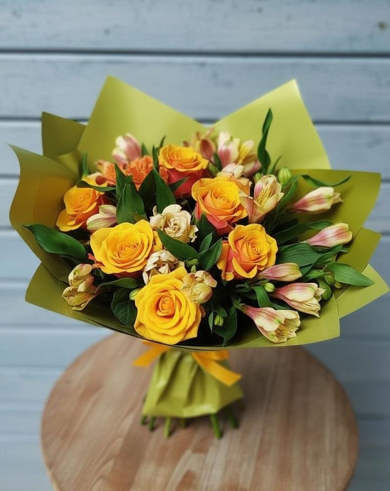 Букет цветов из: Альстромерии и Розы в Ардатове Нижегородской области