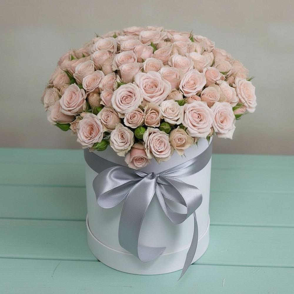 Цветочная композиция из Розы в шляпной коробке в Ардатове Нижегородской области